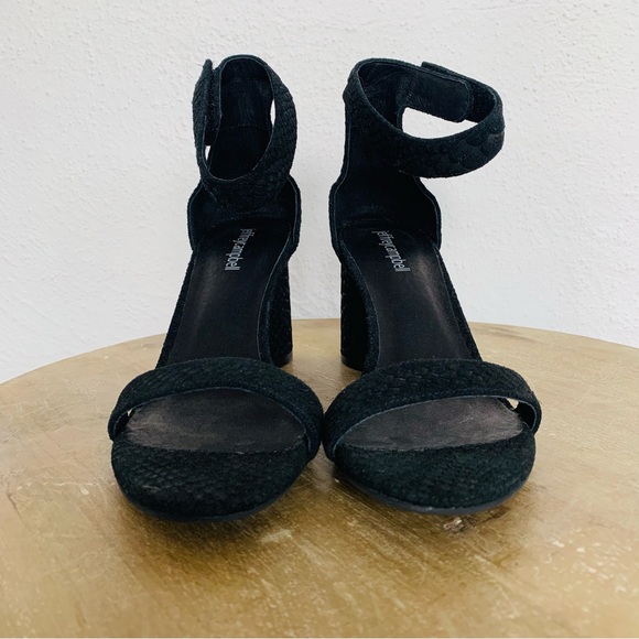 Jeffrey Campbell Laura Ankle Strap Heeled Sandals Black Suede Embossed Size 8 - Picture 3 of 12